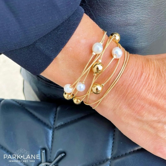 Park Lane Cheers Necklace! 2022 Holiday line!! NWOT!!! - Picture 5 of 7